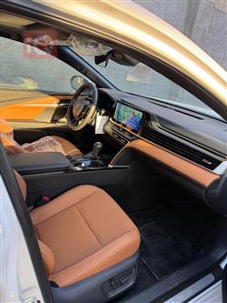 تۆیۆتا کامری